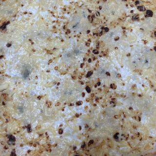 Pizza Quattro Formaggi Base de Nata (mediana)