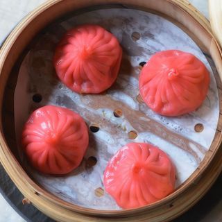 9C Xiaolongbao de cerdo con iberico con gambas con caldo