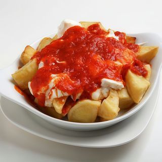 Cazuela De Patatas Bravas