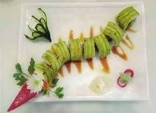 38-Maki rollo de dragón verde (8 uds.)