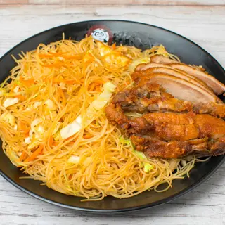 Menu Fideos de Arroz con Pato Asado