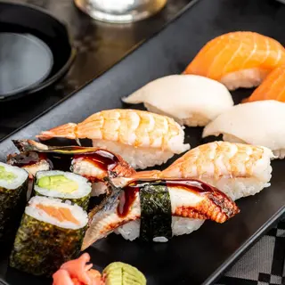 Sushi And Maki Variado 4+3