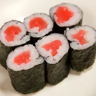 Maki de atún (8 pzas.)