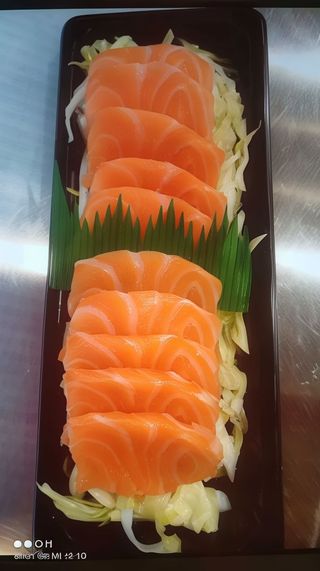 Sashimi de salmón (10 lonchas)