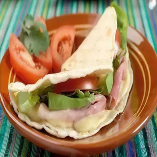 Quesadilla York y Queso