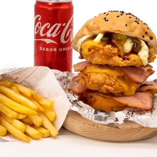 Menú cheddar burguer