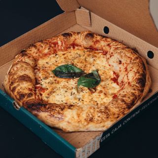 Pizza 4 Quesos