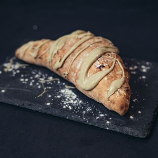 Calzone De Pistacho