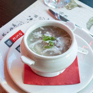 Sopa de aleta de tiburon real