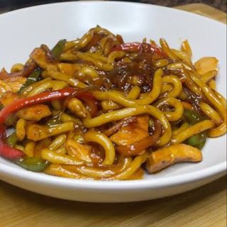 Udon Frito Con Pollo