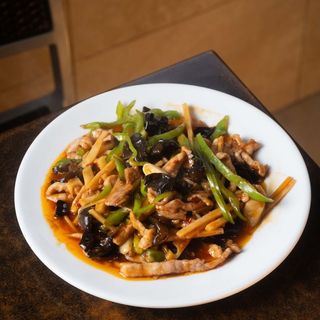 Tiras De Carne De Cerdo Salteado