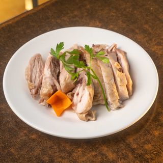 Pollo Cocido Troceado Con Salsa Soja Y Aceite