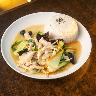 Arroz Blanco Con Pollo Y Verdura China