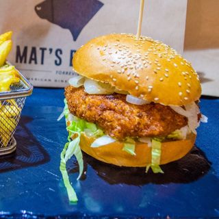 Hamburguesa granjera de pollo crujiente