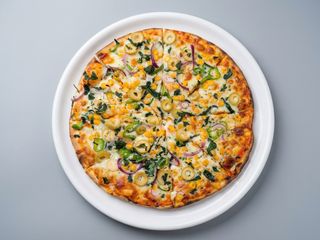 Menú Pizza Grande Con Patatas Y Bebida