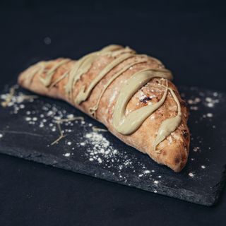 Calzone Pistacho