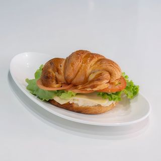 Croissant de pollo