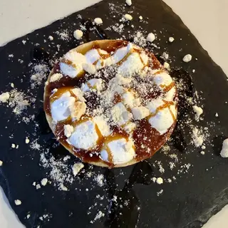 Crostata con crema di maracuya e meringa