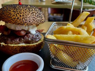 Hamburguesa de angus de queso de cabra (250 gr)