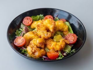 Ensalada de gambón en tempura