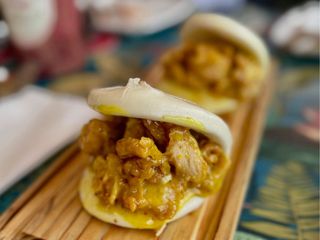 Pan bao de pollo kentucky
