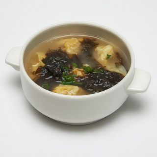 #16 Sopa de wonton