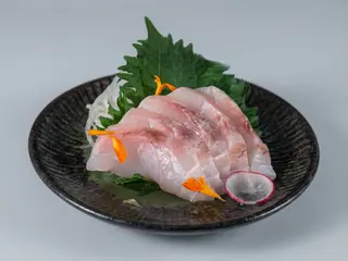 Sashimi de lubina