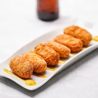Croquetas de ají de gallina