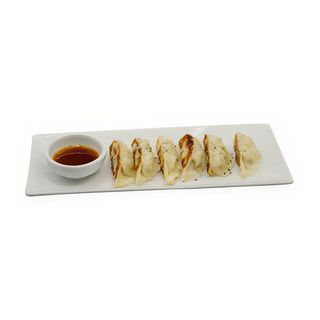 16. Gyoza Pollo A La Plancha (6 Pzs.)