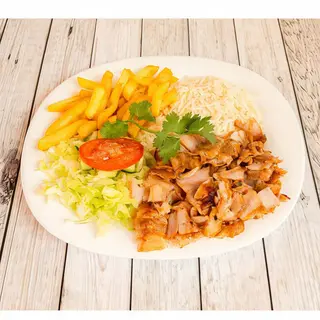 Plato kebab con arroz 
