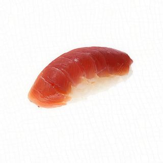 Maguro nigiri