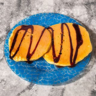 Profiteroles, tortitas o gofres con chocolate casero