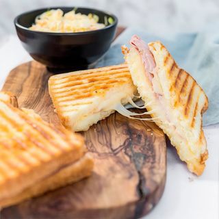 Sándwich Mixto