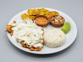 Jalapeño de pollo. (PLATO ESPECIAL)