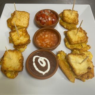Tostones con queso