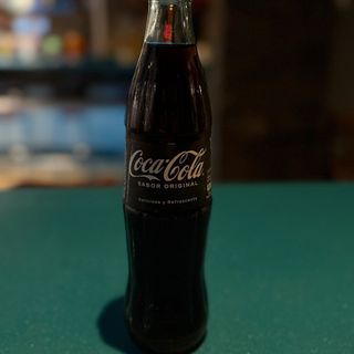 Coca-Cola 350ml.