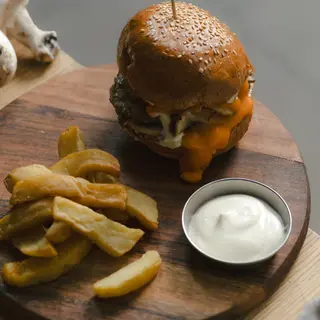 ‘double smashed burger’ + kombucha
