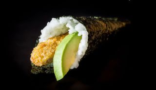 temaki de tempura de langostino 1 pieza