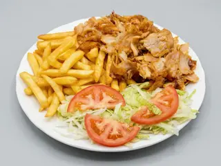 Platos kebab de carne