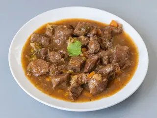 Vedella amb Salsa