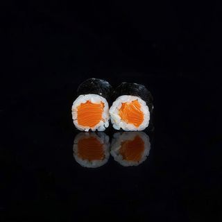 273. Hosomaki Con Salmón (6 Uds.)