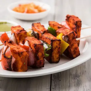 Tandoori paneer tikka
