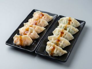 Gyozas de gambas al ajillo