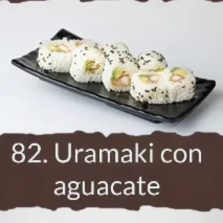 42- Uramaki con aguacate