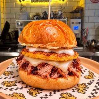 Bocadillo Cachaburg