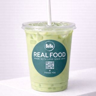 Matcha latte con hielo