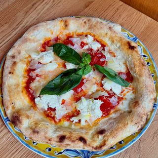 Pizza Regina Margherita (Vegetariano)