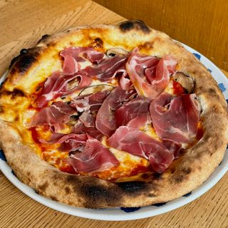 Pizza Crudo e Funghi