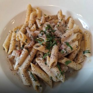 Penne Gorgonzola e tartufo (S.G.)