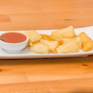 Palitos de yuca (10 uds.)